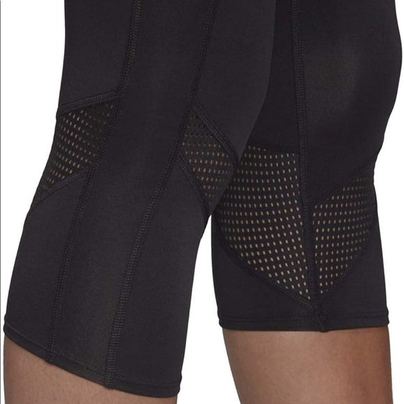 Adidas Women’s on the run 3/4 tights. NWT. - Picture 4 of 7